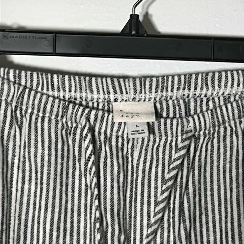 2 Brand new linen pants, drawstring, pockets, black & black/white striped - Picture 8 of 9